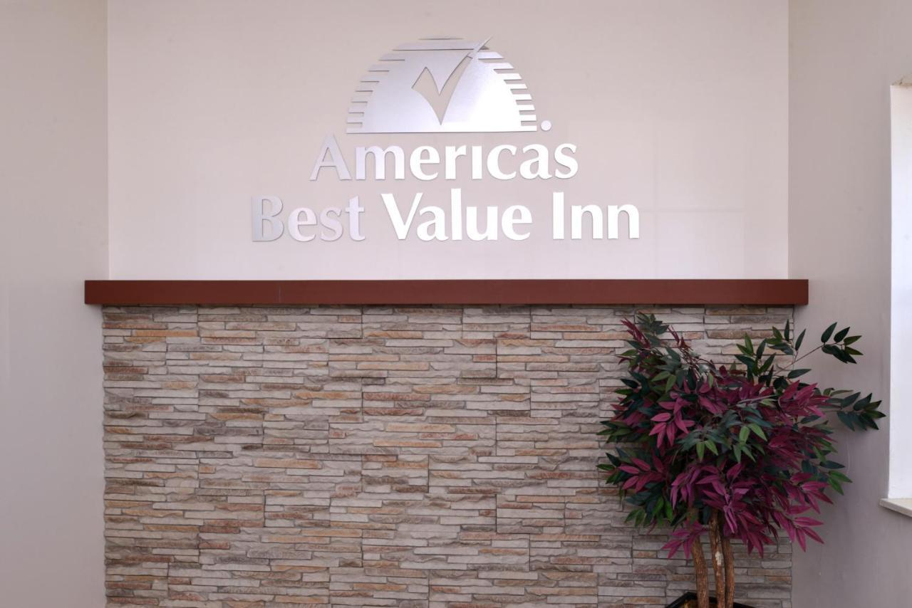 Americas Best Value Inn & Suites Maryville Exteriör bild